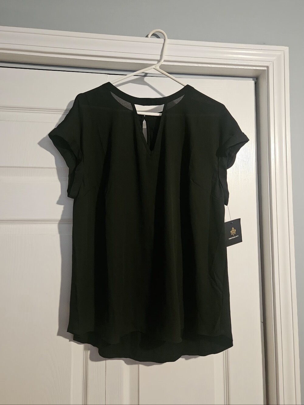 NWT Fortune & Ivy Black Women's Short Sleeve Keyhole Mixed Media Blouse Size XL